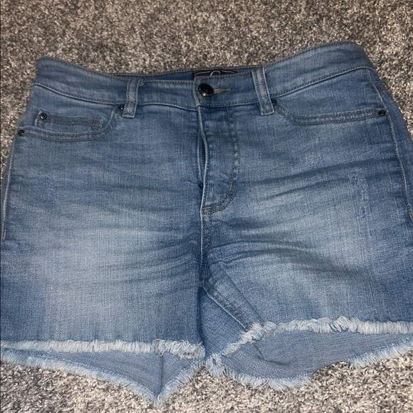 G by Giuliana Pants - G by Giuliana Light Blue Denim Shorts with Contrast Stitching